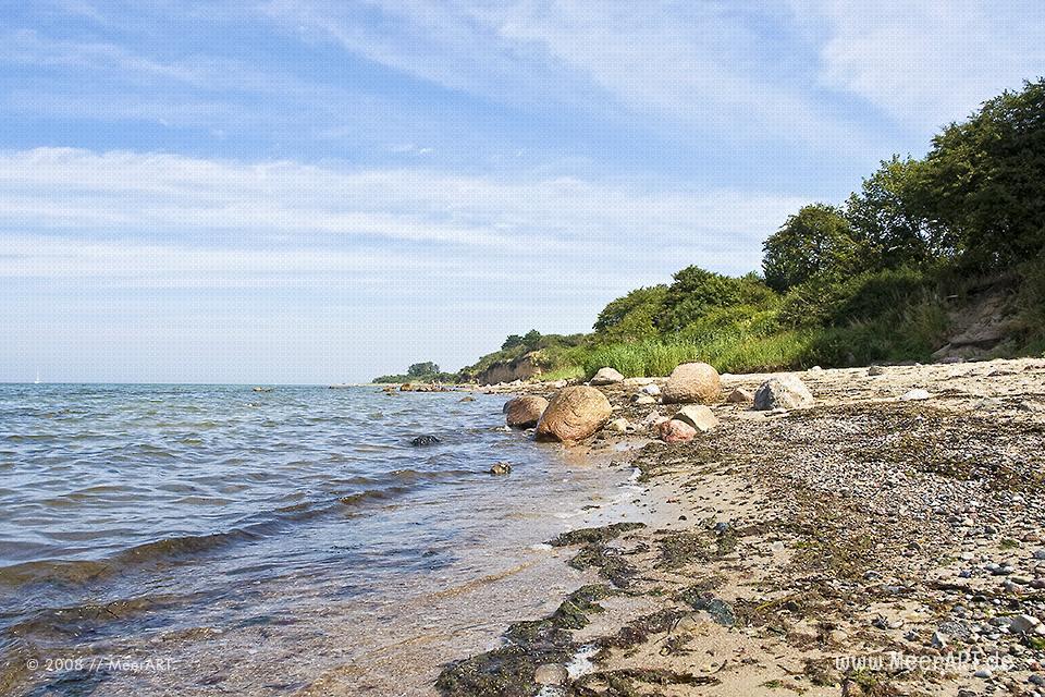 Strand in der Lübecker Bucht auf der Halbinsel Priwall // Foto: MeerART
