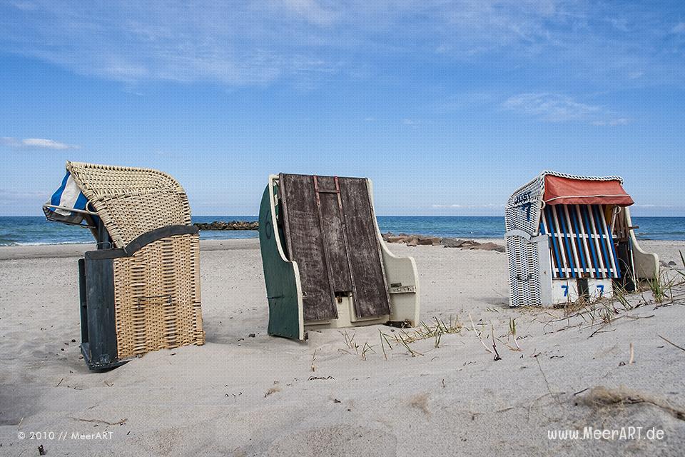 Strandkörbe am Strand vom "Ostseebad Kalifornien" unweit vom Schöneberger Strand // Foto: MeerART