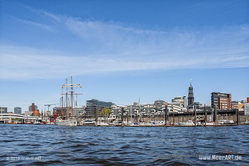 City Sporthafen in Hamburg // Foto: MeerART