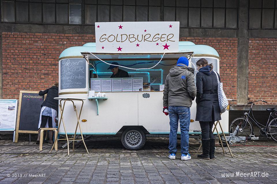 "Hallo Frau Nachbar" Weihnachtsmarkt im Oberhafen in der Hamburger HafenCity // Foto: MeerART
