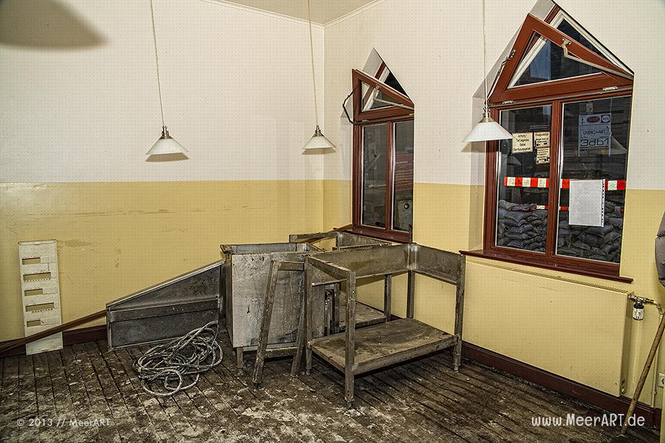 Schäden der Oberhafen-Kantine nach der Herbststurm „Xaver“ im Jahr 2013 // Foto: MeerART