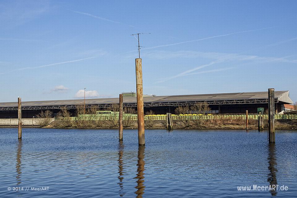 Der Tschechen-Hafen in Hamburg liegt im Dornröschenschlaf // Foto: MeerART