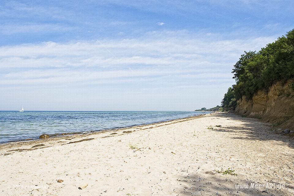 Strand in der Luebecker Bucht // Foto: MeerART