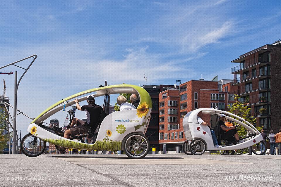 Fahrradtaxis in der HafenCity in Hamburg // Foto: MeerART