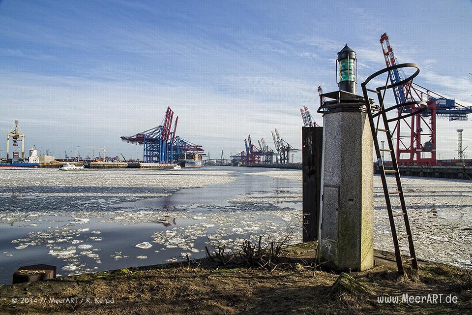 Containerterminal „BURCHARDKAI“ im Winter // R. Kerpa