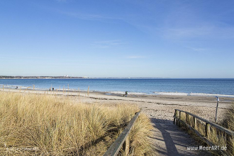 Strandabschnitt im Februar 2014 an der Ostseeküste bei Scharbeutz // Foto: MeerART