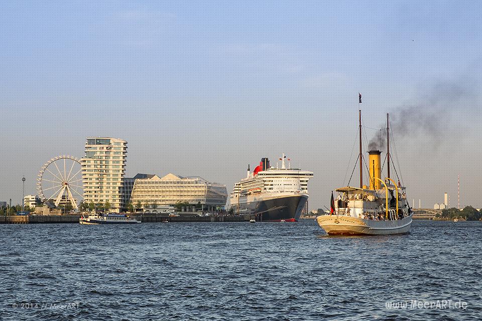 Die "QUEEN MARY 2" beim Einlaufen in de Hamburger Hafen am 19.07.2014 zum 10 jährigen Jubiläum // Foto: MeerART
