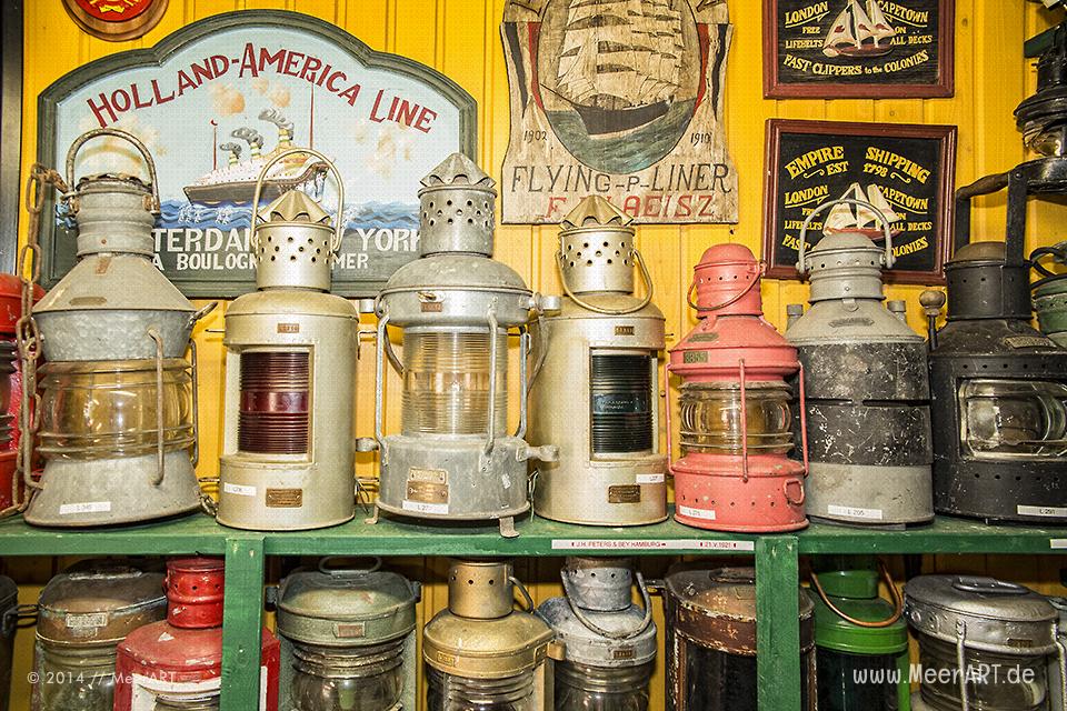 Maritime Sammlung Kaltenhof – Schiffslaternen und maritime Gegenstände // Foto: MeerART