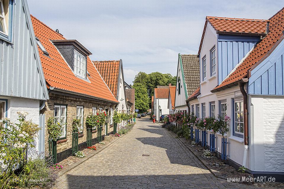 Impressionen aus dem alten Fischerviertel Holm am Rand der Altstadt von Schleswig // Foto: MeerART