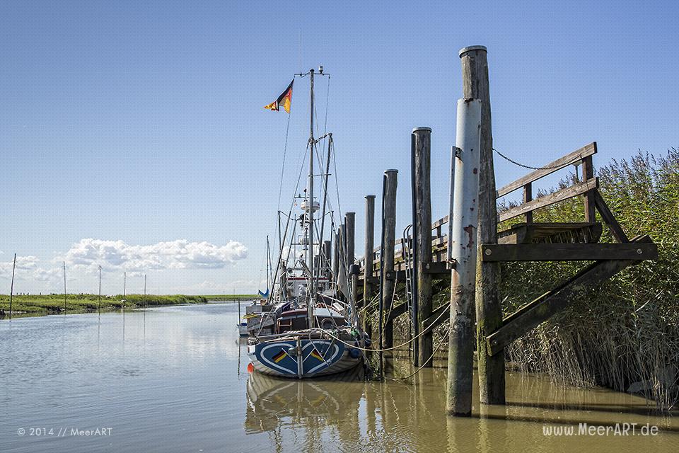 Impressionen aus dem idyllischen Neuenfelder Hafen in Dithmarschen // Foto: MeerART