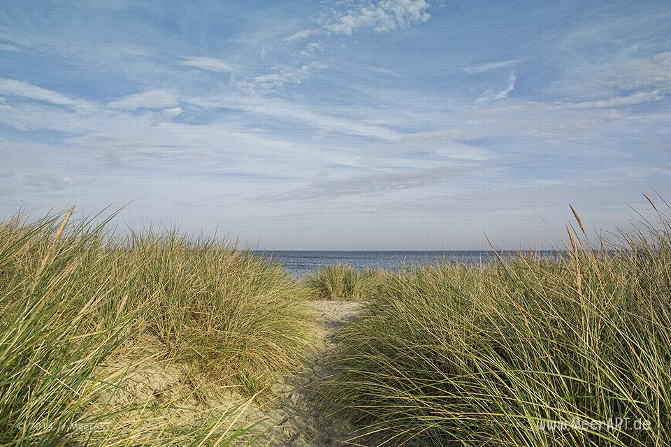Zugang zum Strand an der Ostsee in Heiligenhafen-Graswarder // Foto: MeerART