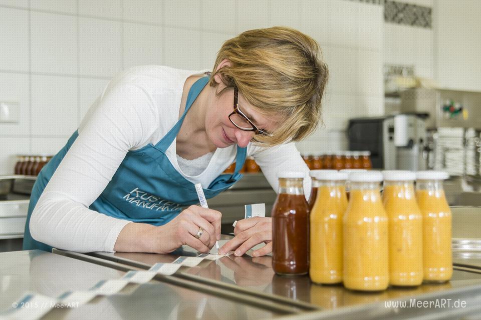 Besuch der Küsten Manufaktur von Anja und Bernd Asbahr in Burg auf Fehmarn am 18.02.2015 // Foto: MeerART