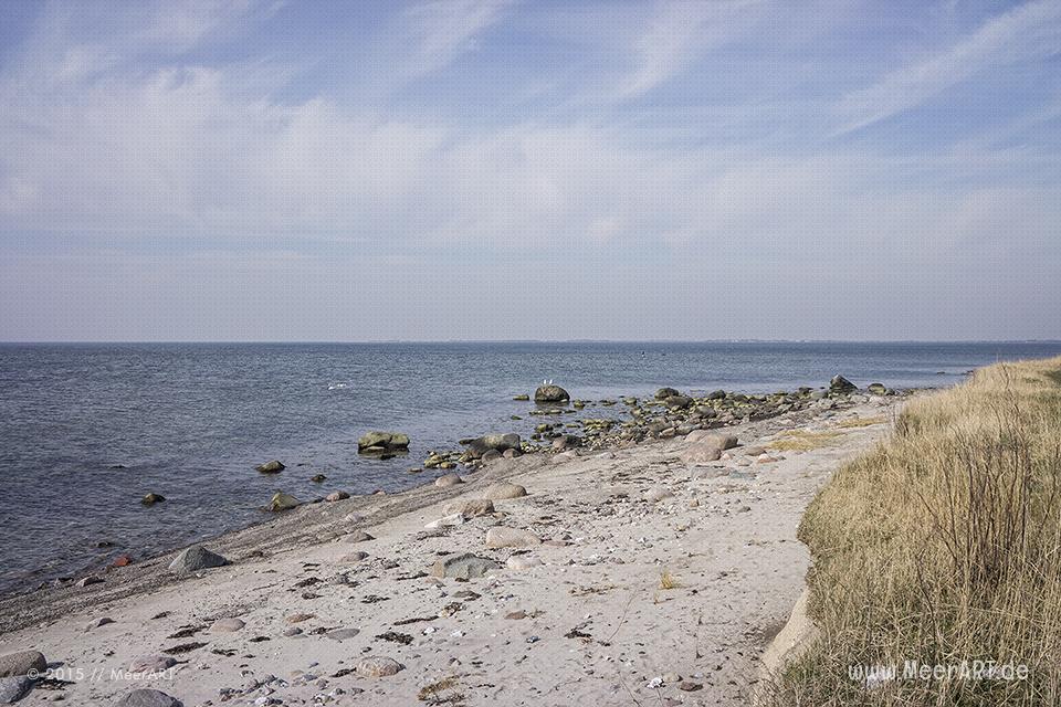 Ein wunderschöner Frühlingstag auf der Ostseeinsel Fehmarn bei Fehmarnsund und Strukkamphuk // Foto: MeerART