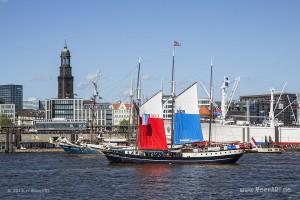 Impressionen vom 826. Hamburger Hafengeburtstag am 10.05.2015 mit vielen Traditionsseglern und Museumsschiffen // Foto: MeeerART