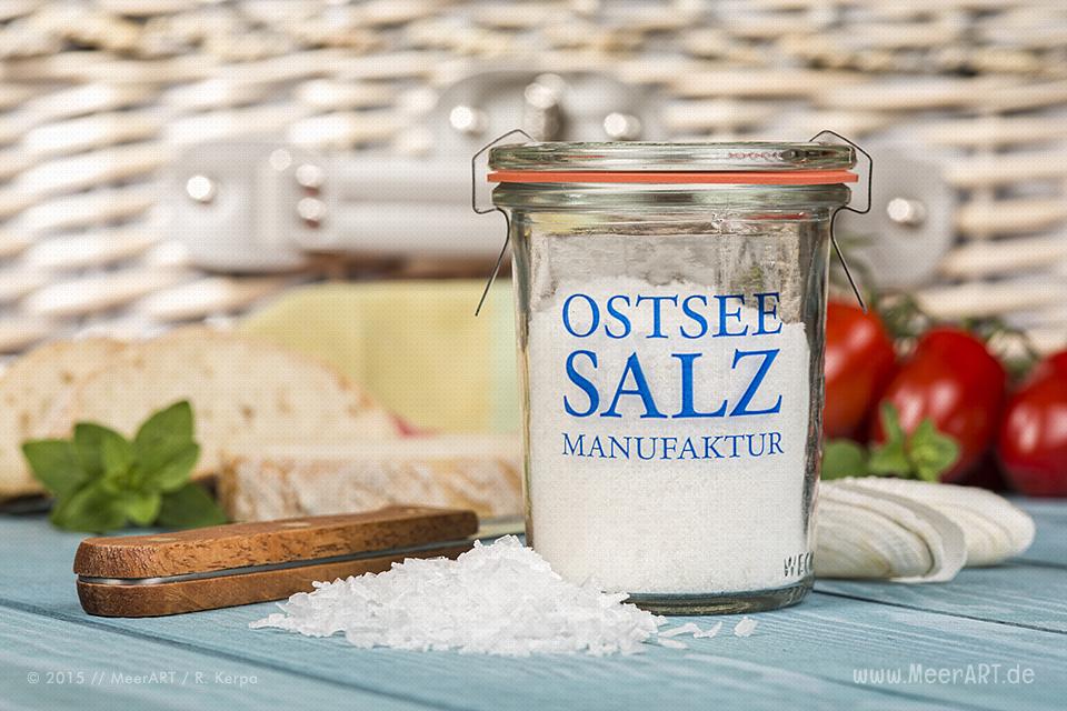 Ein regionales und handgearbeitetes Meersalz ohne Zusatzstoffe produziert von der Ostseesalz-Manufaktur // Foto: R. Kerpa