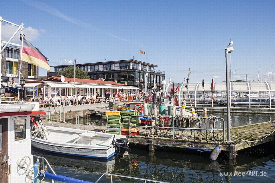 Impressionen vom alten Fischereihafen aus dem Ostseeheilbad Travemünde in der Lübecker Bucht // Foto: MeerART