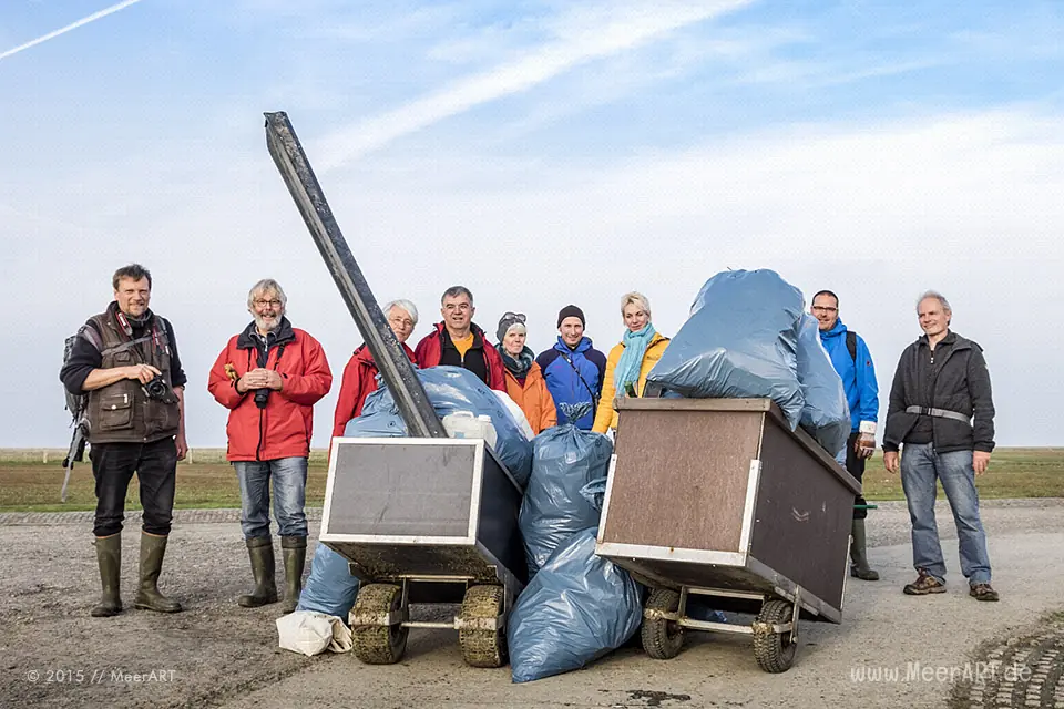 Watt'n Müll - Sammelaktion Westerhever zum 30. Geburtstag vom Nationalpark Wattenmeer // Foto: MeerART