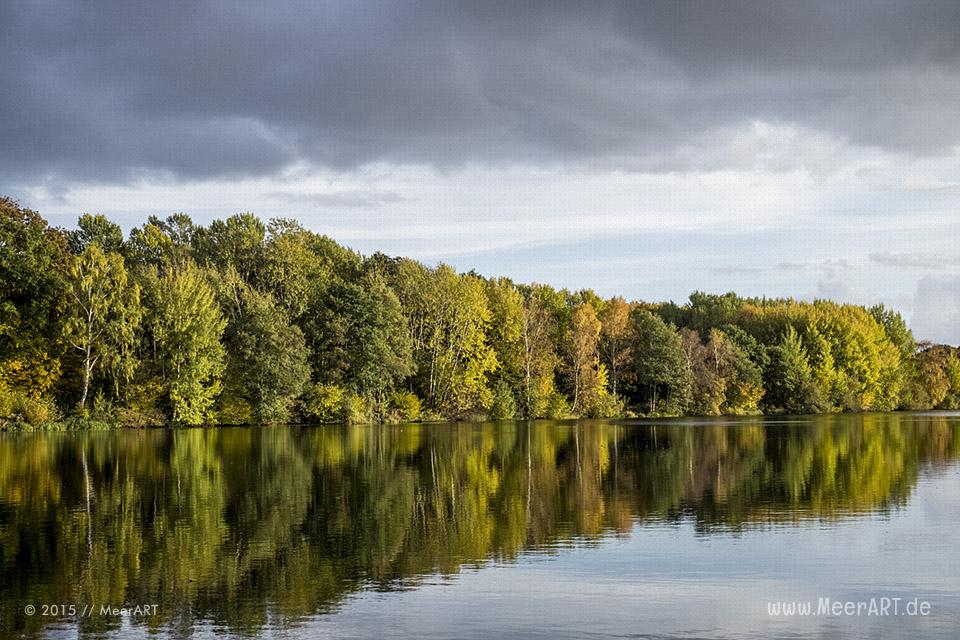 Ein Herbsttag am Kanal in der Naehe der Dueckerschleuse bei Witzeeze // Foto: MeerART