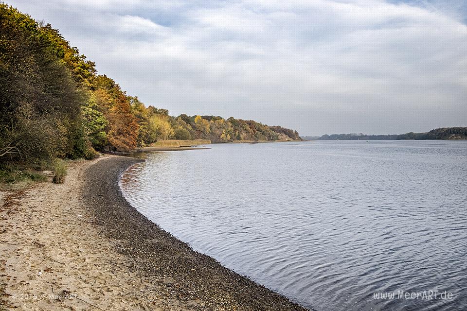 Ein schöner und sonniger Herbsttag am Dummersdorfer Ufer // Foto: MeerART
