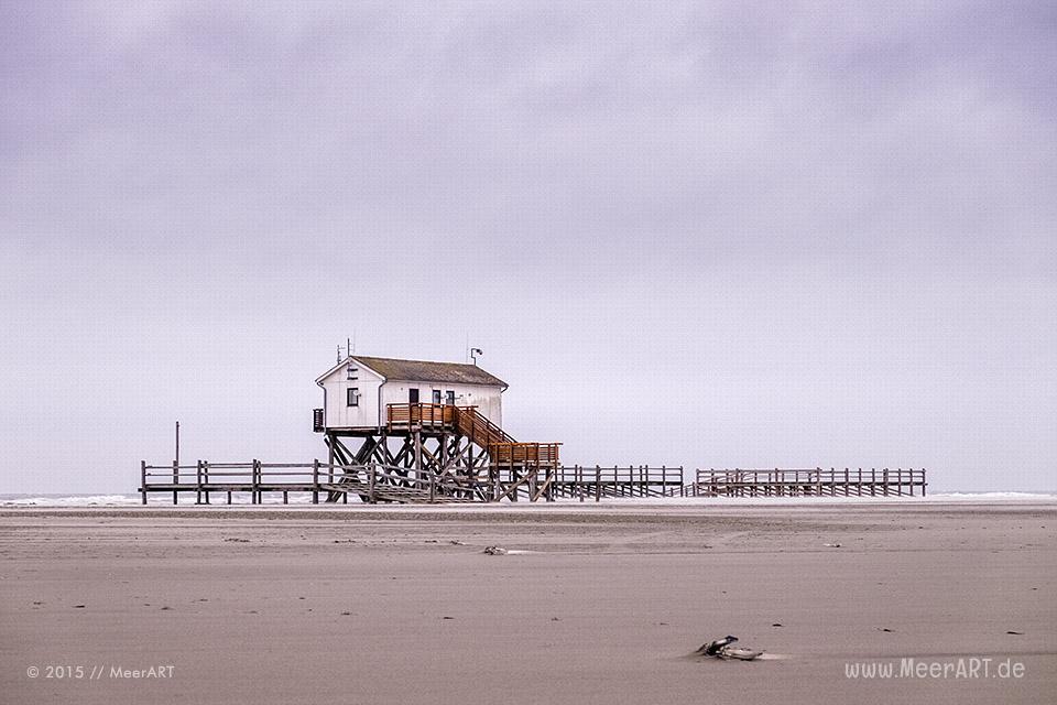 Ein stürmisches Wochenende an der Nordsee in St. Peter-Ording // Foto: MeerART