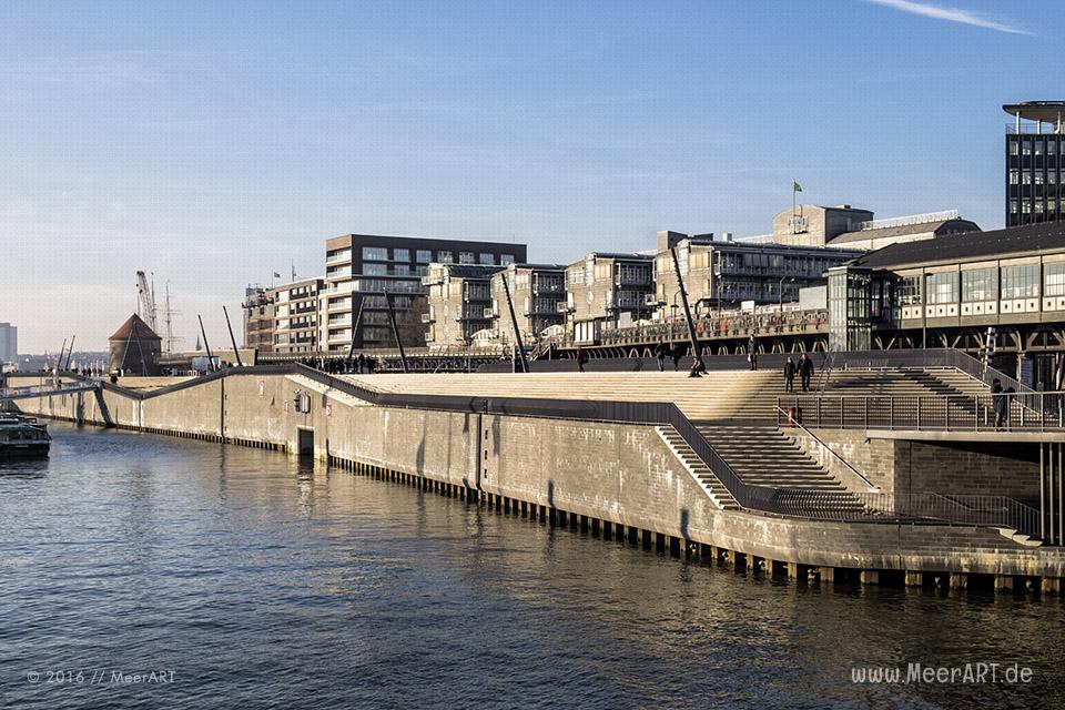 Impressionen aus dem Hamburger Hafen vom Januar 2016 // Foto: MeerART