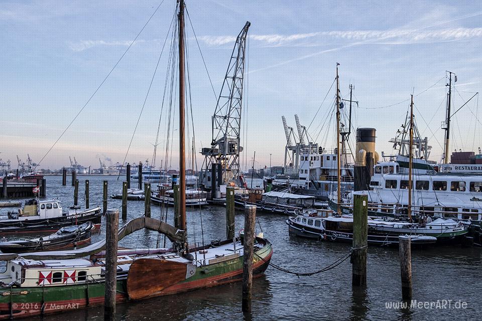 Winterimpressionen aus dem Museumshafen in Hamburg Oevelgönne // Foto: MeerART