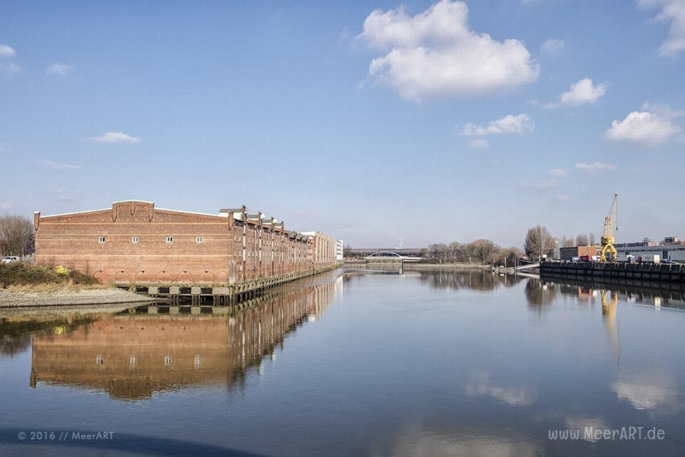 Impressionen aus dem ehemaligen Freihafen in Hamburg // Foto: MeerART