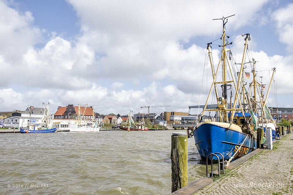 Der Außenhafen von Husum in Nordfriesland // Foto: MeerART