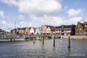 Der Binnenhafen von Husum in Nordfriesland // Foto: MeerART