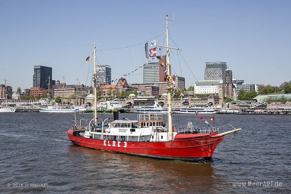 Der Hamburger Hafen feiert seinen 827. Hafengeburtstag // Foto: MeerART