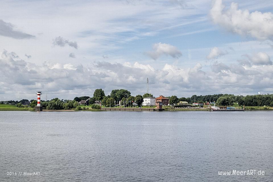 Mit den HALUNDER JET über die Elbe zur Hochseeinsel Helgoland // Foto: MeerART