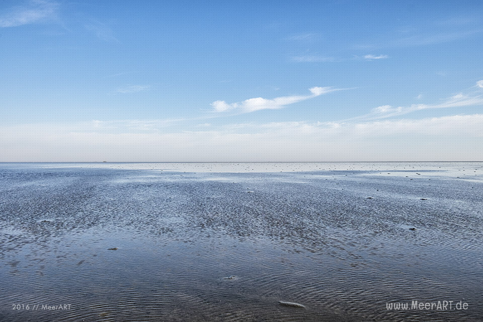 Ein sonniger Sommervormittag an der Nordsee im Watt und auf der Sandbank vor Westerhever // Foto: MeerART
