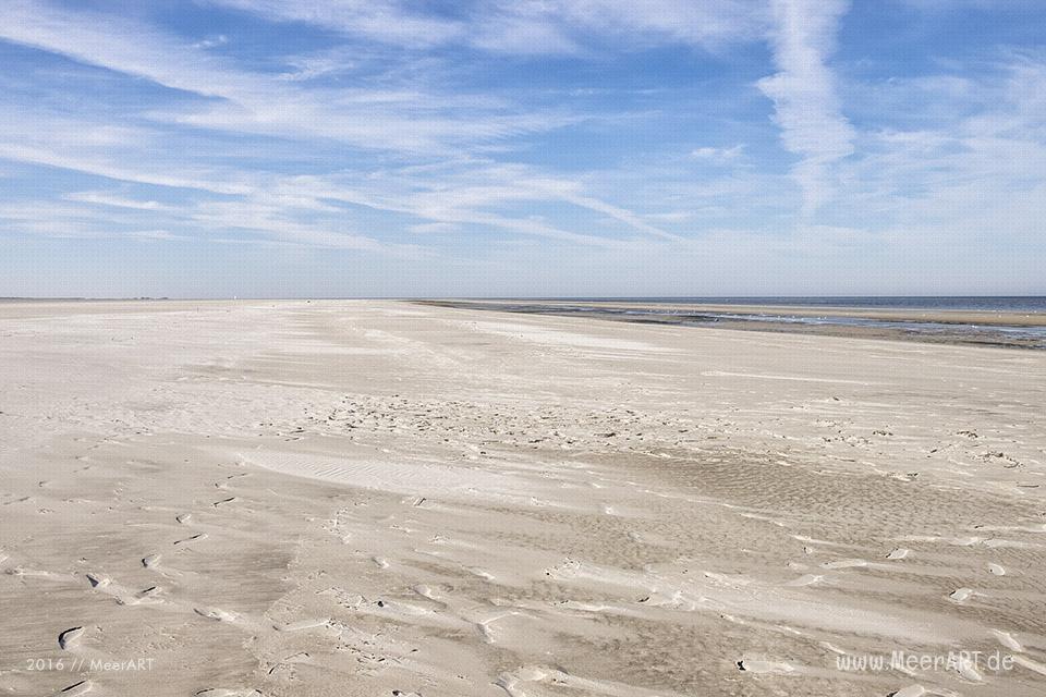 Ein sonniger Sommervormittag an der Nordsee im Watt und auf der Sandbank vor Westerhever // Foto: MeerART