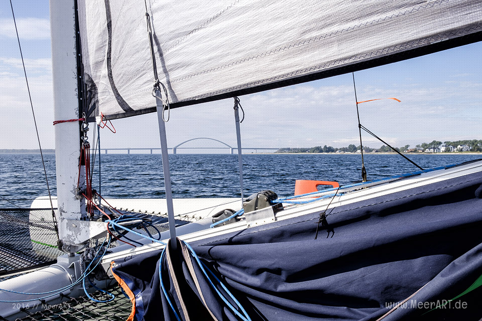 Segelturn mit Lars und seinem Katamaran "Desperado" auf der Ostsee vor Fehmarn // Foto: MeerARTSegelturn mit Lars und seinem Katamaran "Desperado" auf der Ostsee vor Fehmarn // Foto: MeerART