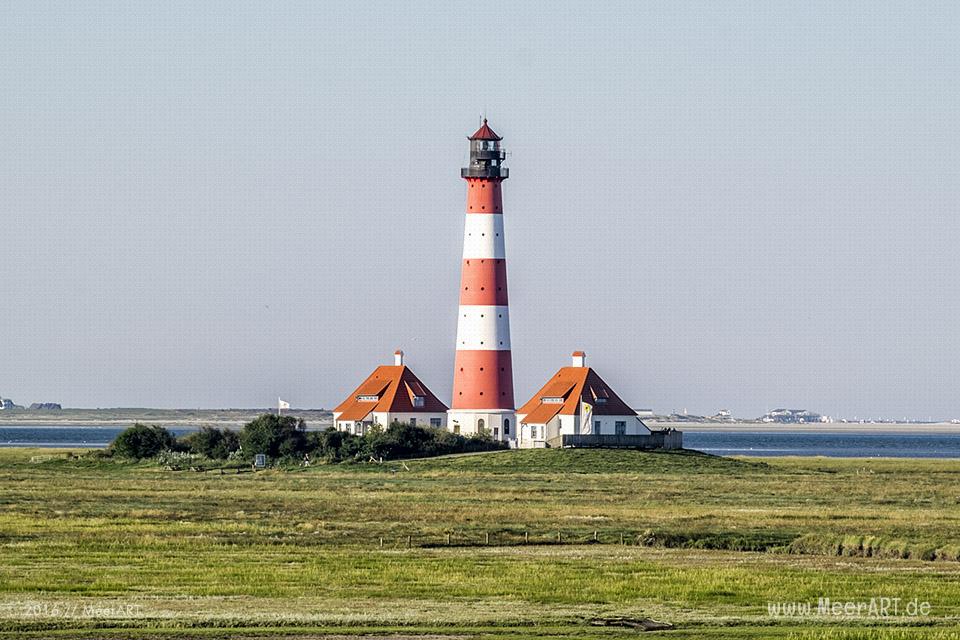 Ein sonniger Sommervormittag an der Nordsee im Watt und auf der Sandbank vor Westerhever // Foto: MeerART