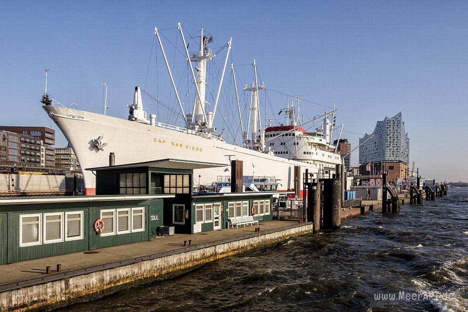 Impressionen aus dem Hamburger Hafen // Foto: MeerART