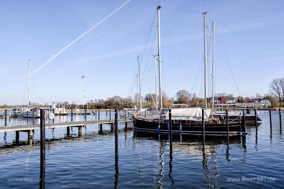 Die kleine Stadt Arnis mit der idyllischen Lage direkt an der Schlei // Foto: MeerART