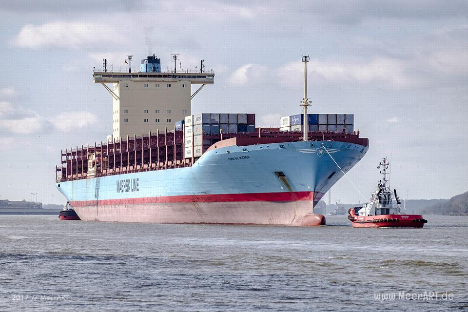 Das Containerschiff "GUSTAV MAERSK" (IMO 9359038) läuft am 25.03.2017 um 15:09 Uhr in den Hamburger Hafen ein // Foto: Ralph Kerpa