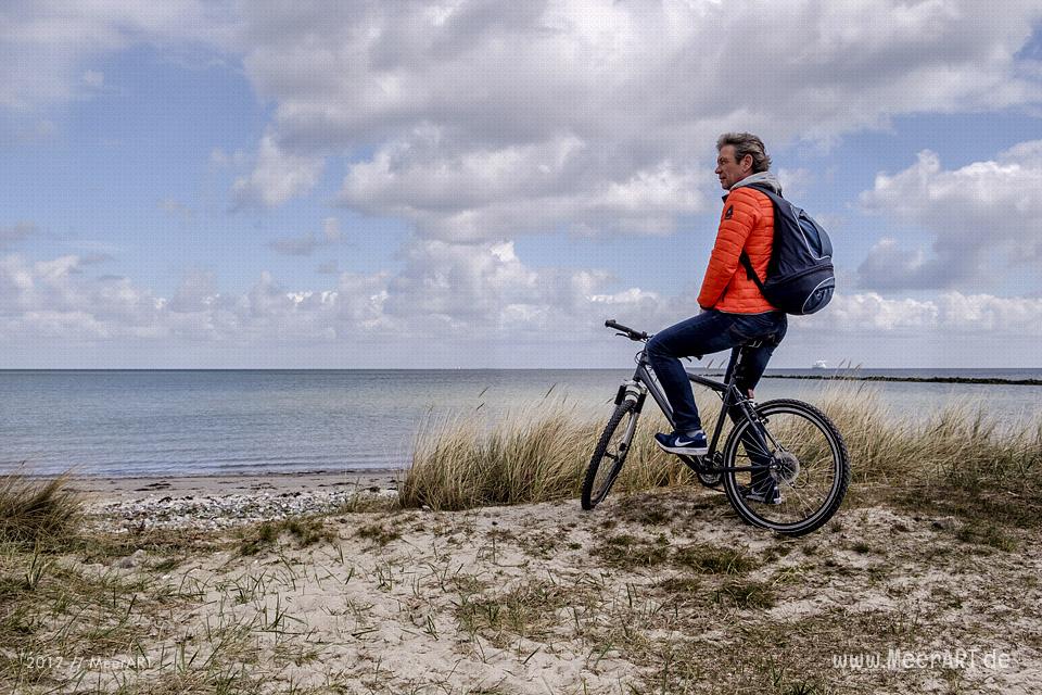Radtour auf der schönen Sonneninsel Fehmarn // Foto: MeerART