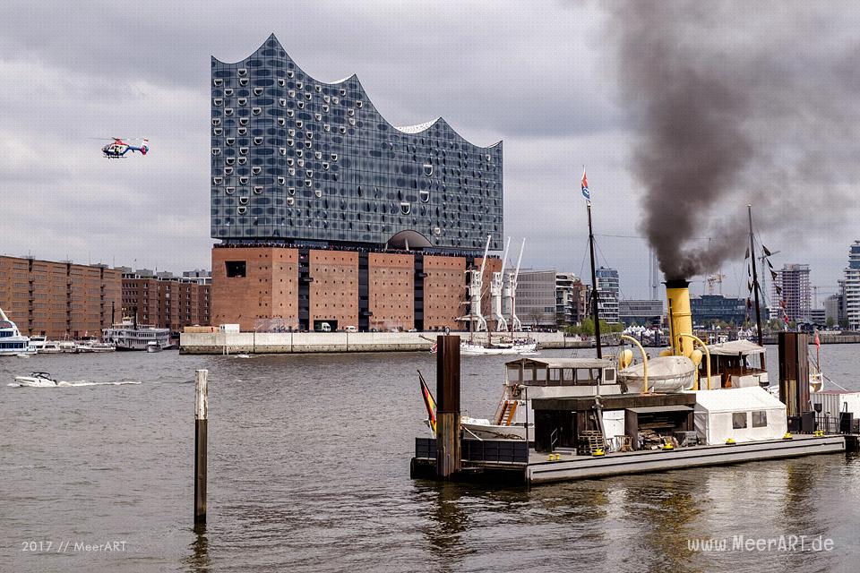 Der Hamburger Hafen feiert seinen 828. Hafengeburtstag // Foto: MeerART