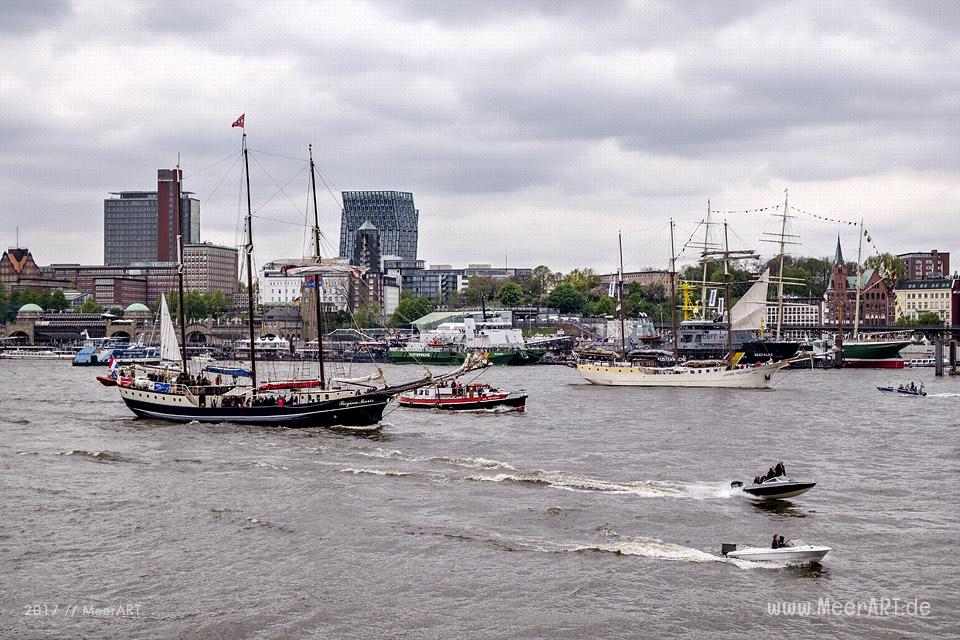 Der Hamburger Hafen feiert seinen 828. Hafengeburtstag // Foto: MeerART
