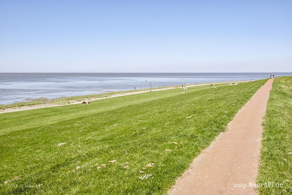 Der Trischendamm an der Nordsee bei Friedrichskoog-Spitze // Foto: MeerART