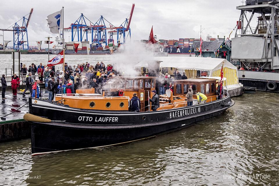 Veranstaltung zur Wiederinbetriebnahme der Dampfbarkasse OTTO LAUFFER im Museumshafen Oevelgönne // Foto: MeerART