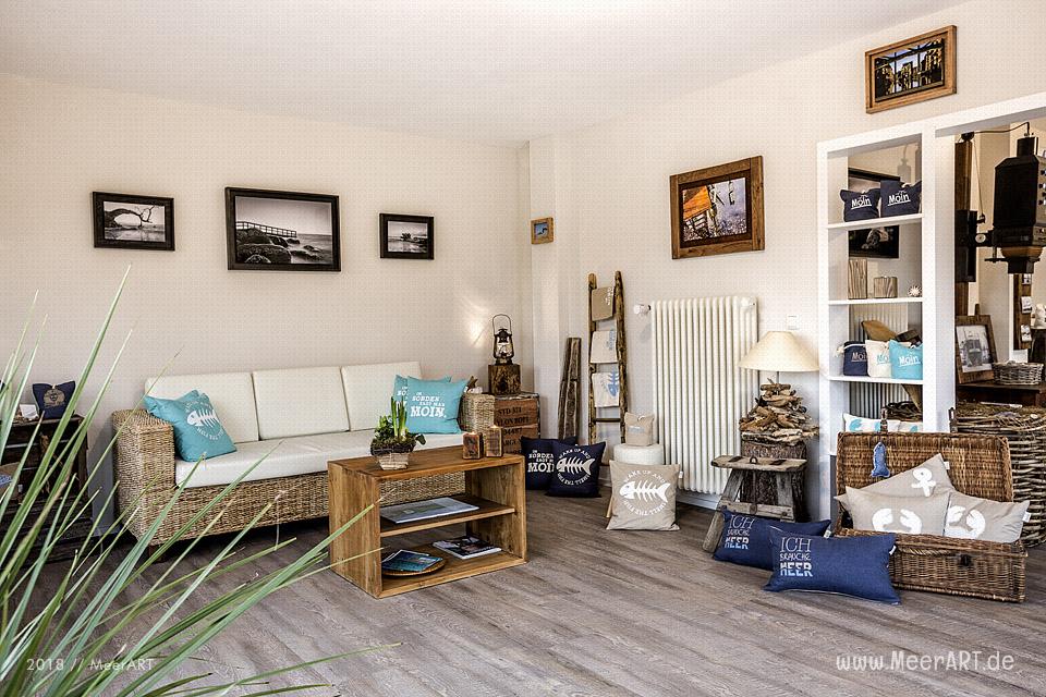 Das Atelier „MeerART / För to Huus“ in Langenhorn (Nordfriesland) mit handgefertigten Wohnaccessoires und Rahmen mit maritimen Motiven // Foto: MeerART