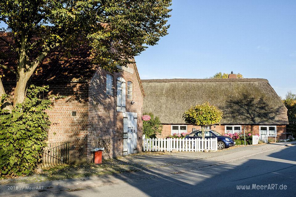 Herbstliche Impressionen aus der Gemeinde Bargum in Nordfriesland // Foto: MeerART / Ralph Kerpa