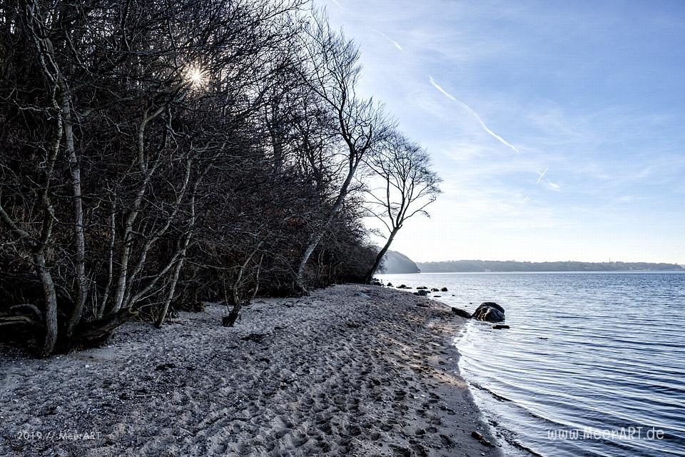 Unterwegs auf dem Fördestieg entlang der Flensburger Förde bei Glücksburg // Foto: MeerART / Ralph Kerpa