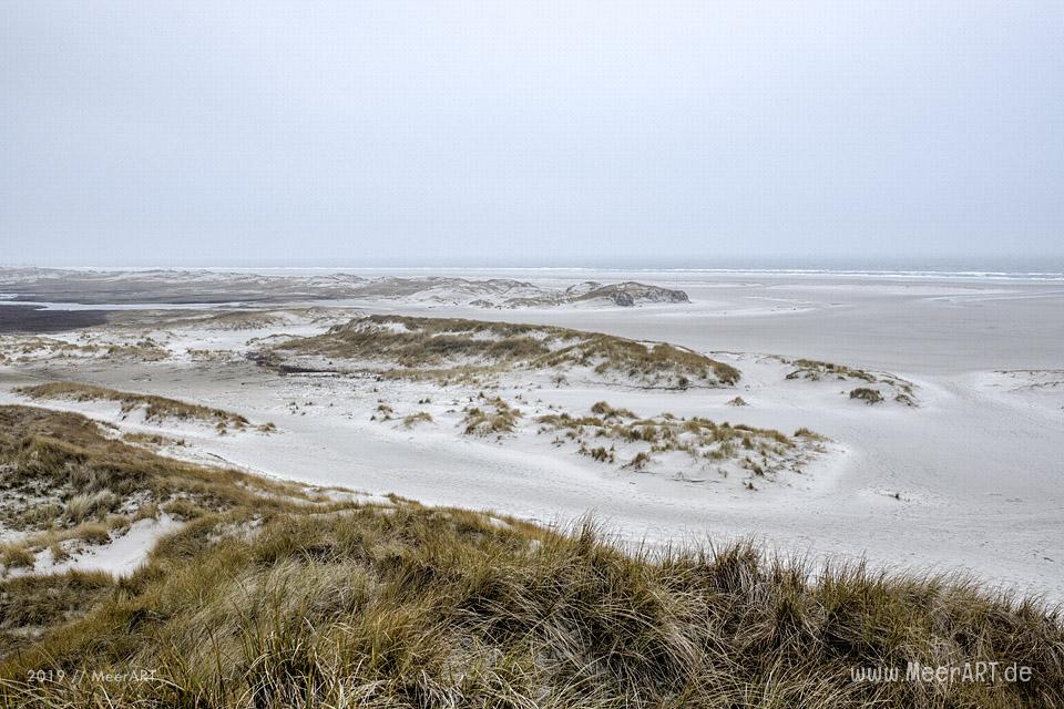Die traumhafte Dünenlandschaft auf der Nordfriesischen Insel Amrum // Foto: MeerART / Ralph Kerpa