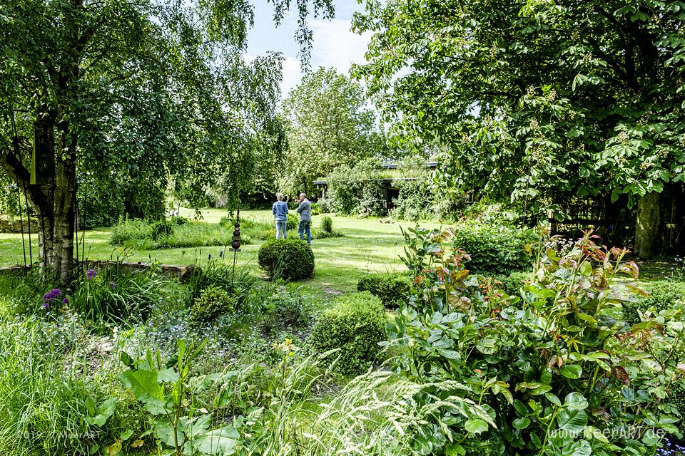 Der Hardenhof - Natur pur und handgefertigte Einzelstücke für den Garten aus natürlichen Rohstoffen // Foto: MeerART