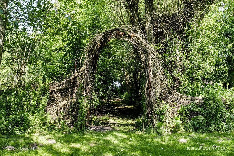 Der Hardenhof - Natur pur und handgefertigte Einzelstücke für den Garten aus natürlichen Rohstoffen // Foto: MeerART