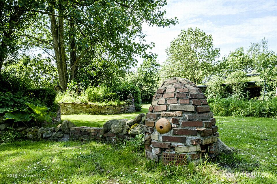 Der Hardenhof - Natur pur und handgefertigte Einzelstücke für den Garten aus natürlichen Rohstoffen // Foto: MeerART